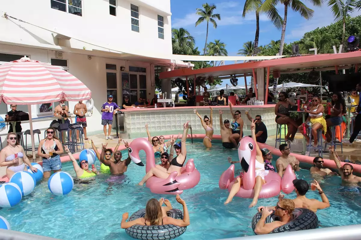 Pool Party